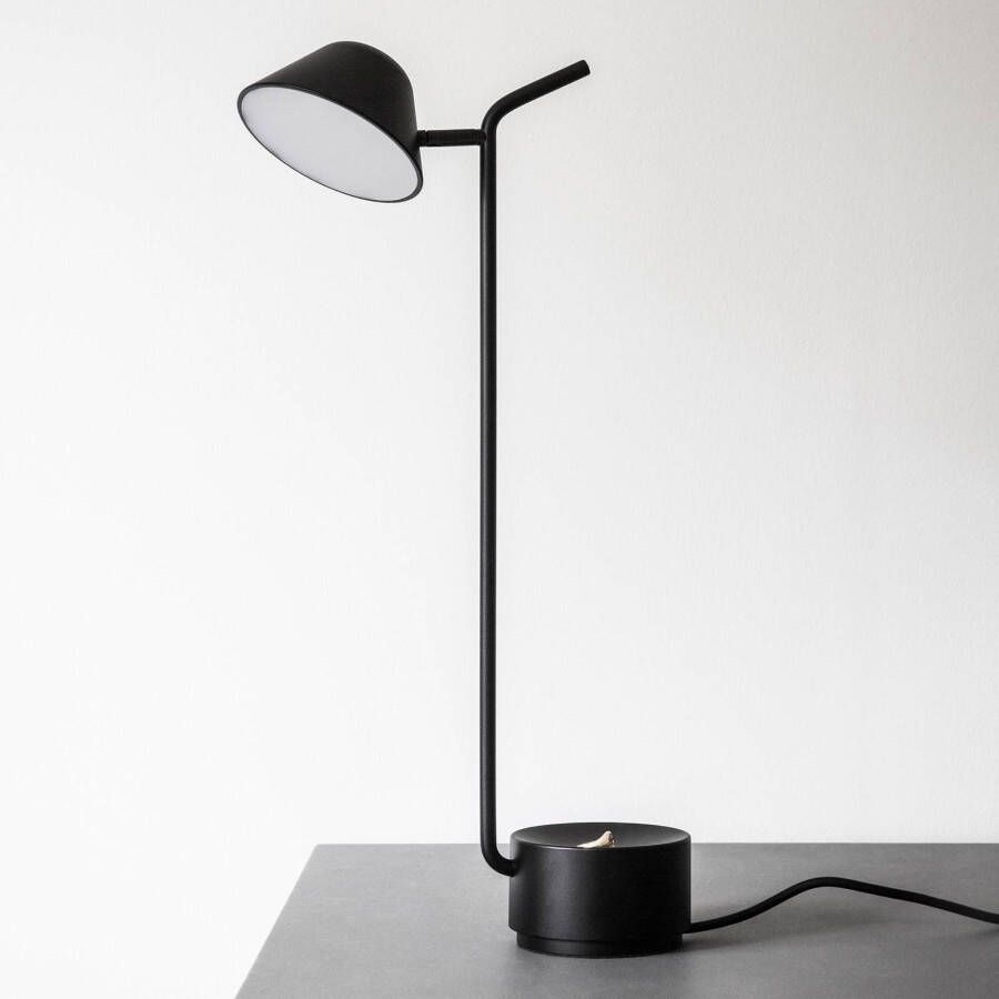 Menu Peek LED tafellamp, zwart